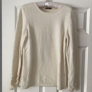 J. McLaughlin 100% Cashmere Sweater, Size L,  Long Sleeves